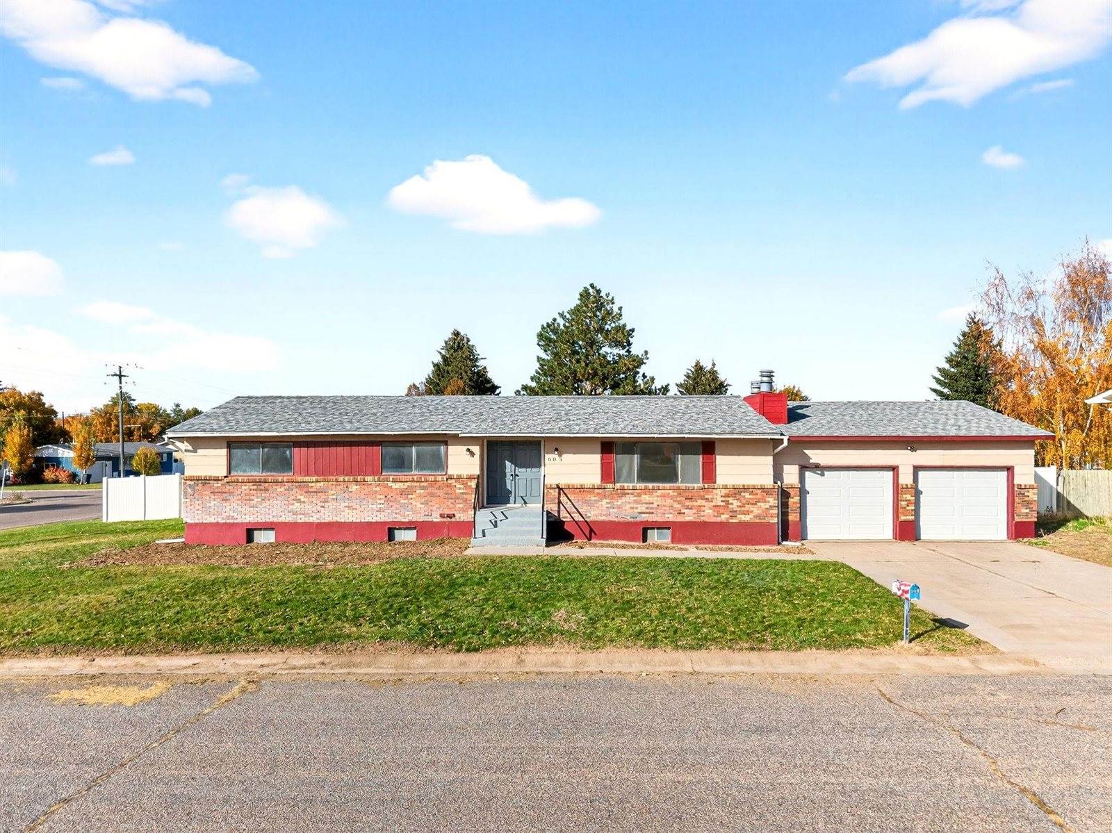 803 Eisenhower Street, American Falls, ID 83211