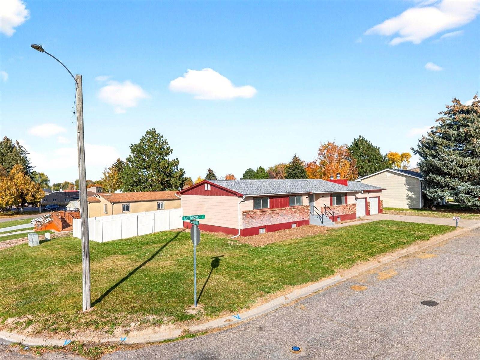 803 Eisenhower Street, American Falls, ID 83211