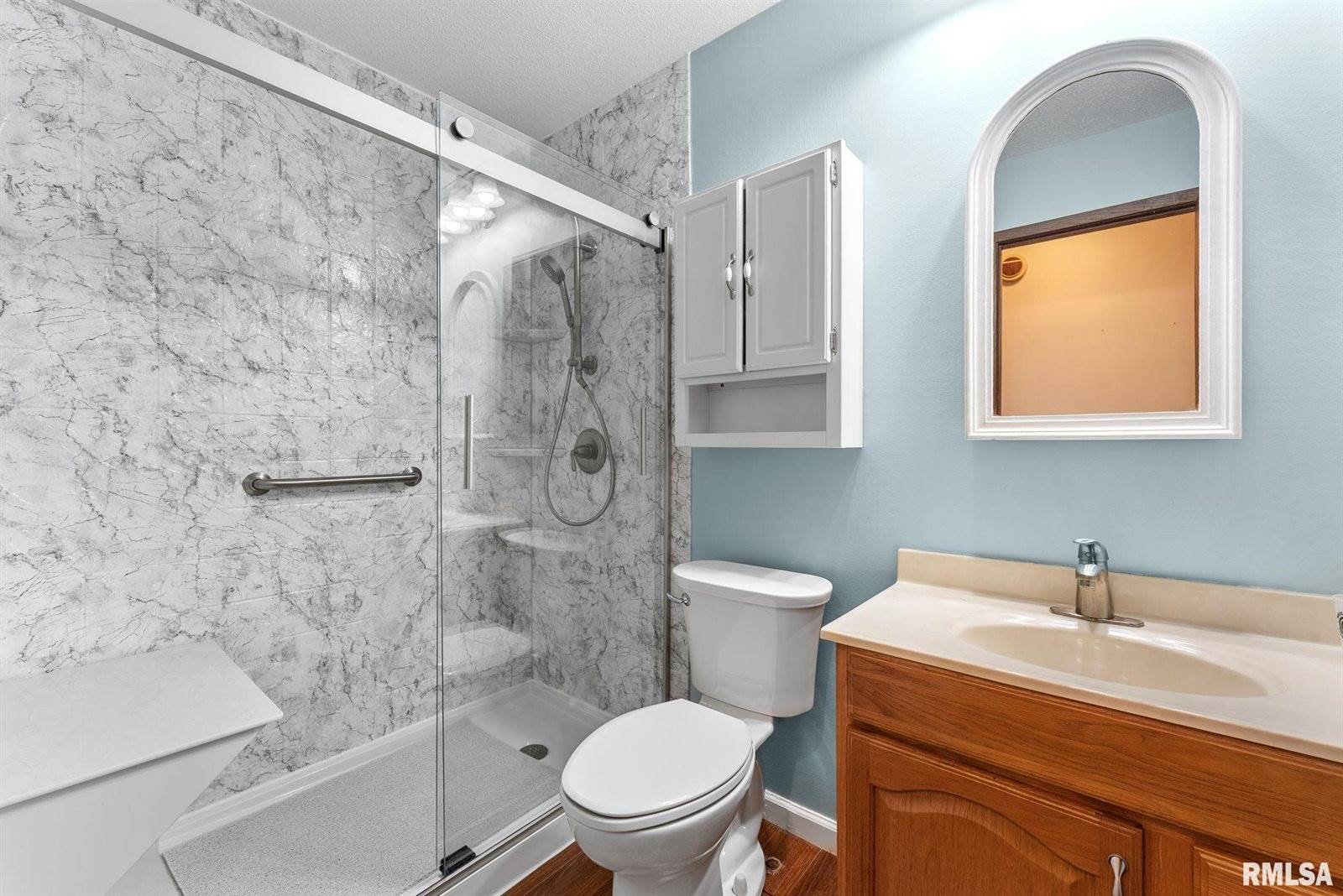 1415 West 59TH Street, Davenport, IA 52806