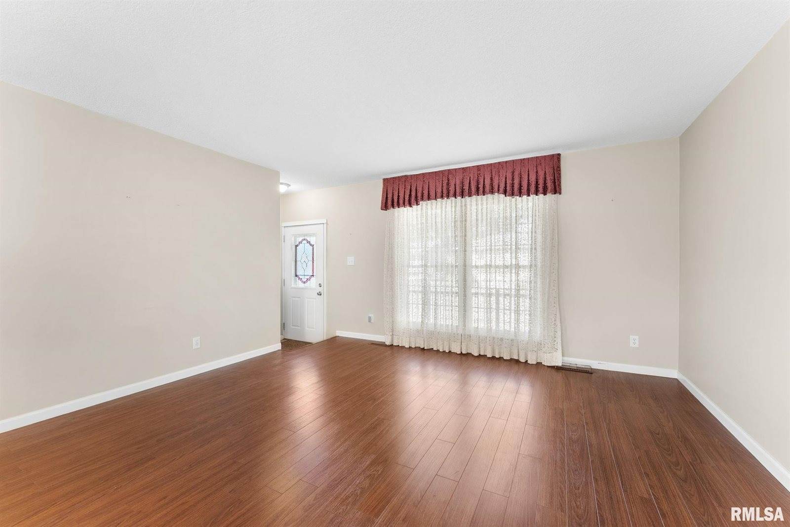 1415 West 59TH Street, Davenport, IA 52806