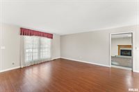 1415 West 59TH Street, Davenport, IA 52806