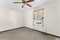 1415 West 59TH Street, Davenport, IA 52806