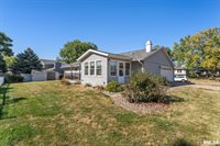 1415 West 59TH Street, Davenport, IA 52806