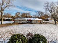 2116 W Sacramento Drive, Muncie, IN 47303