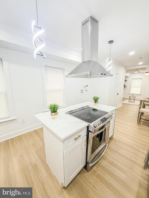 1518 Port, Baltimore, MD 21213