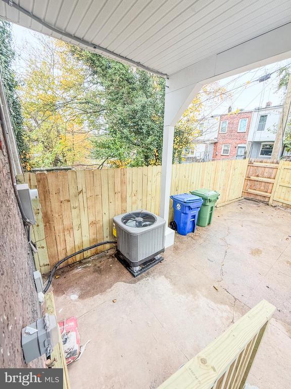 1518 Port, Baltimore, MD 21213