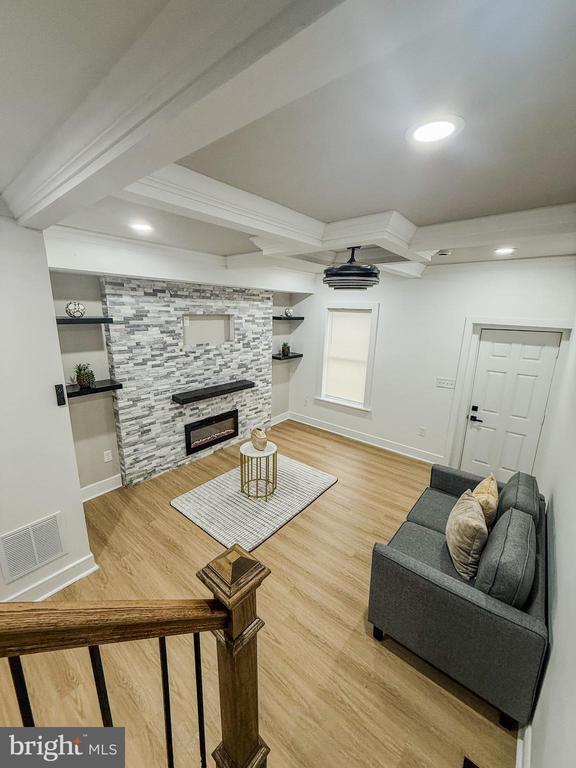 1518 Port, Baltimore, MD 21213