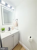 1518 Port, Baltimore, MD 21213