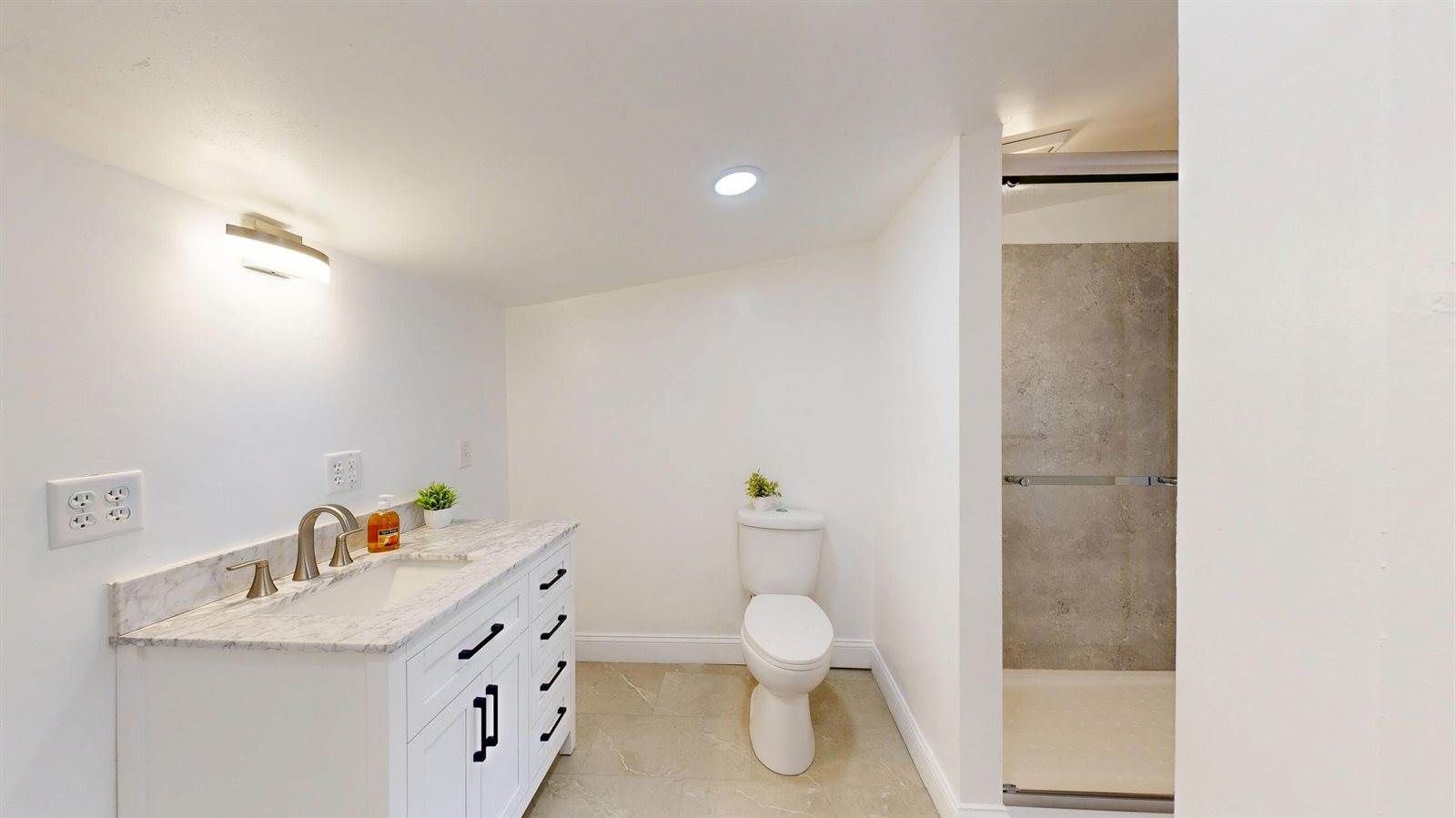 418 North Main St, Viroqua, WI 54665