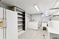 1427 South 52Nd Street, Omaha, NE 68106