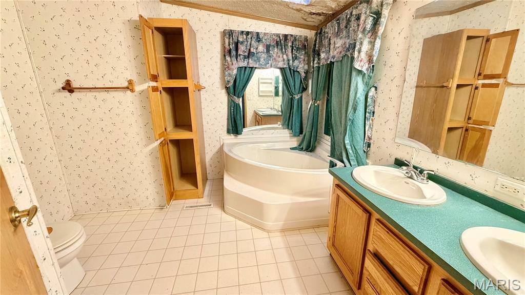 27110 Stoddard Drive, Laquey, MO 65534