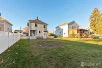 323 Oak Parkway, Dunellen, NJ 08812