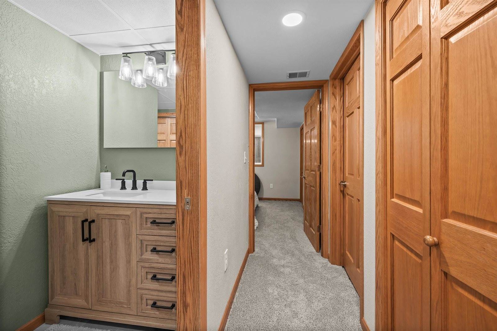 1412 E 26th Street, Marshfield, WI 54449