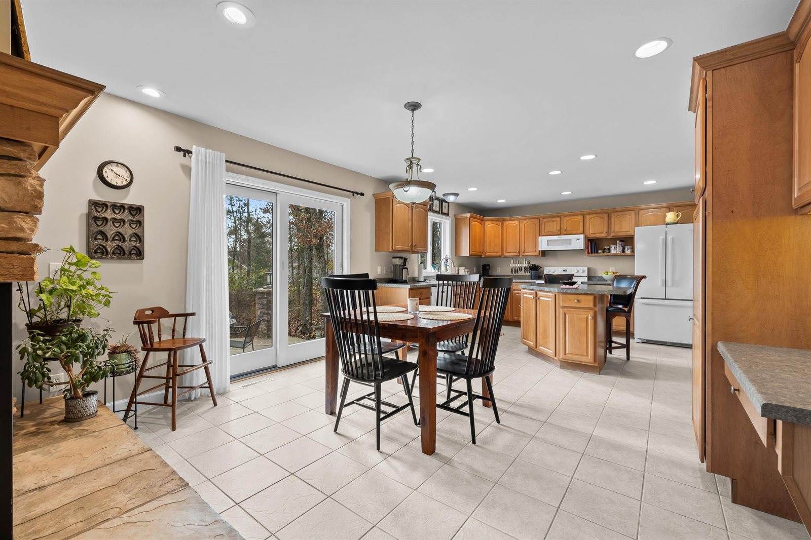 9457 Woodland Circle, Amherst Jct, WI 54407