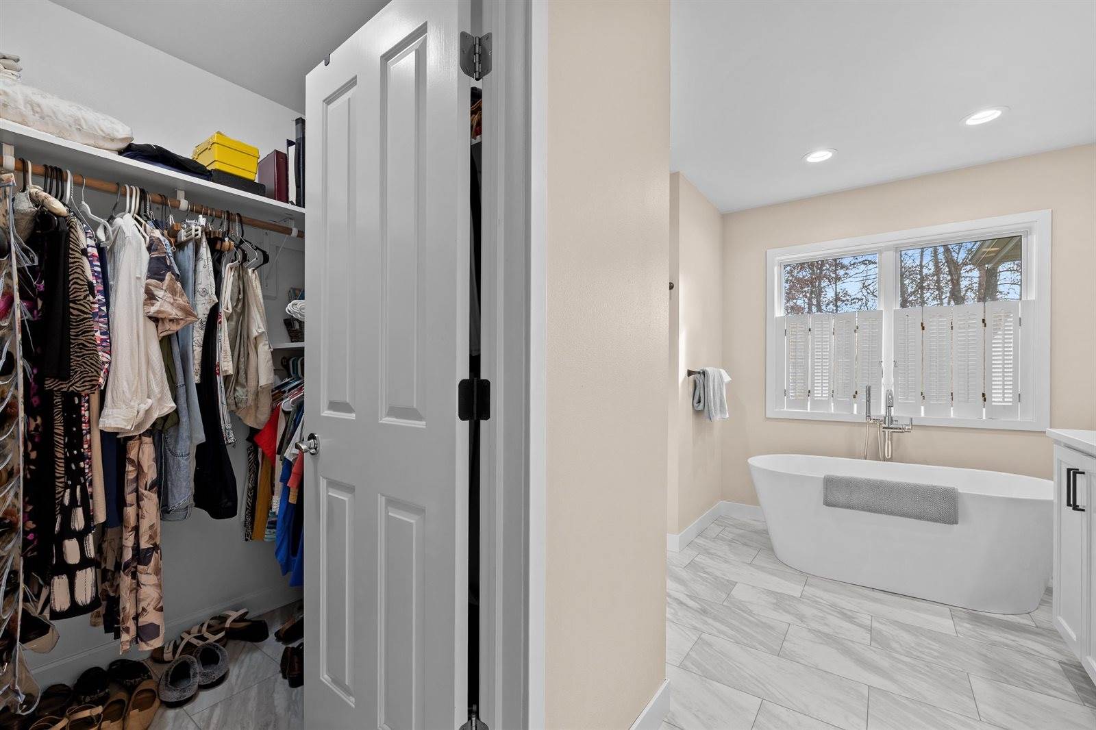 9457 Woodland Circle, Amherst Jct, WI 54407