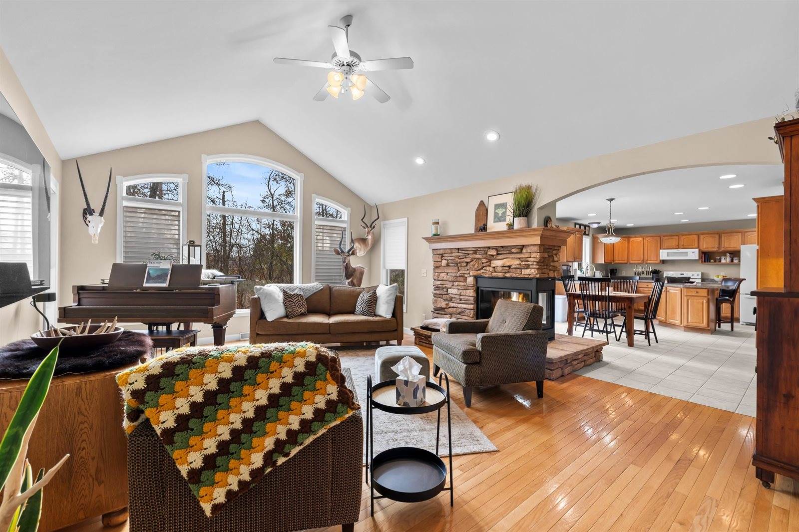 9457 Woodland Circle, Amherst Jct, WI 54407