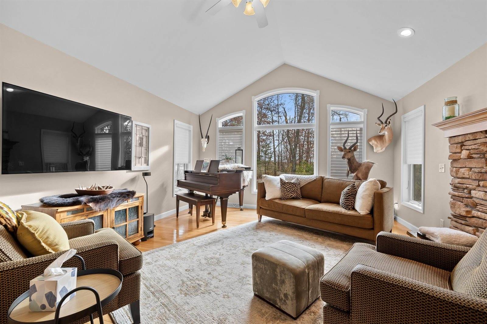 9457 Woodland Circle, Amherst Jct, WI 54407