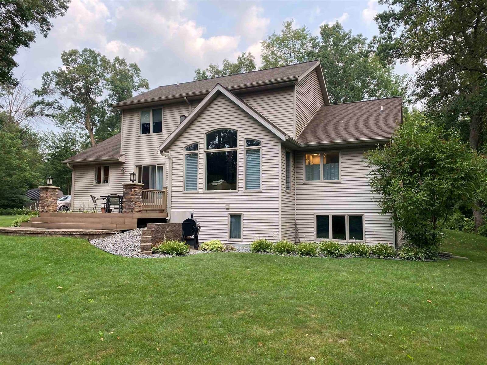 9457 Woodland Circle, Amherst Jct, WI 54407