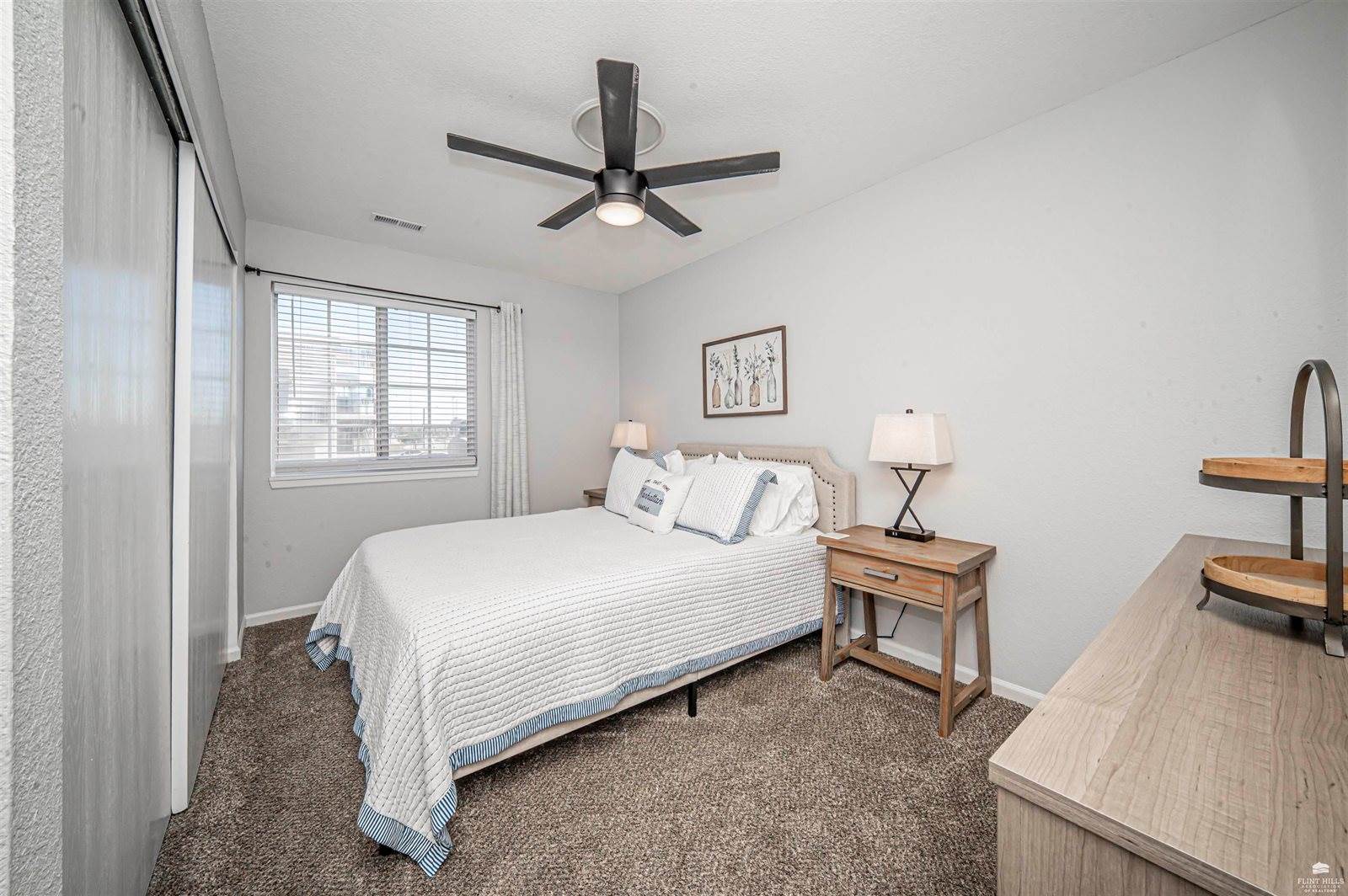 2430 Greenbriar Drive, Manhattan, KS 66502