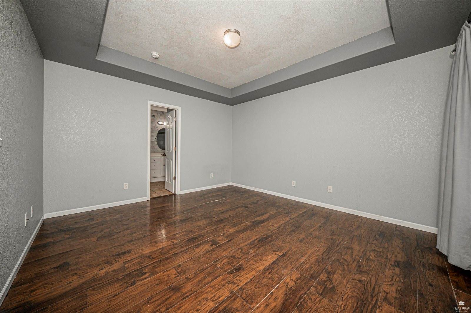 422 Navajo Drive, Junction City, KS 66441