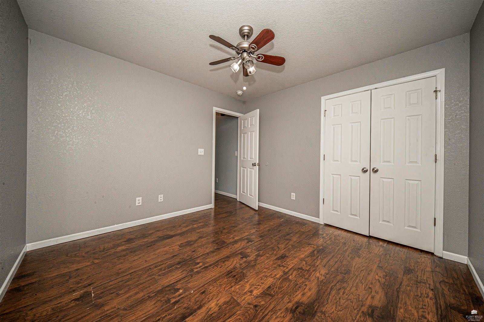 422 Navajo Drive, Junction City, KS 66441