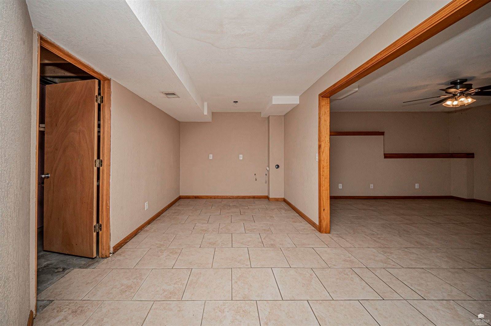 422 Navajo Drive, Junction City, KS 66441