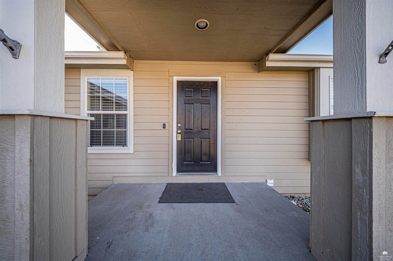 422 Navajo Drive, Junction City, KS 66441