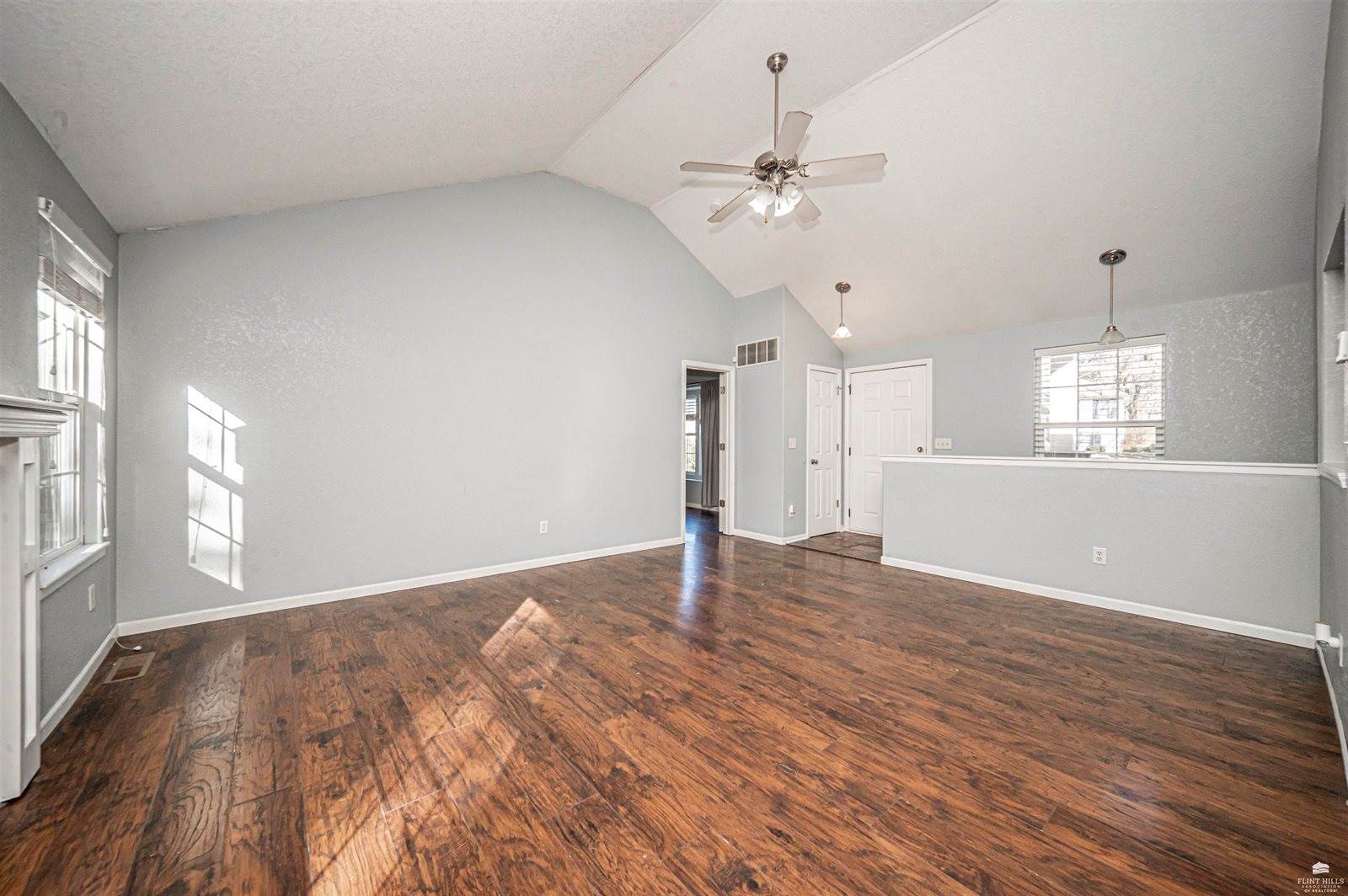 422 Navajo Drive, Junction City, KS 66441