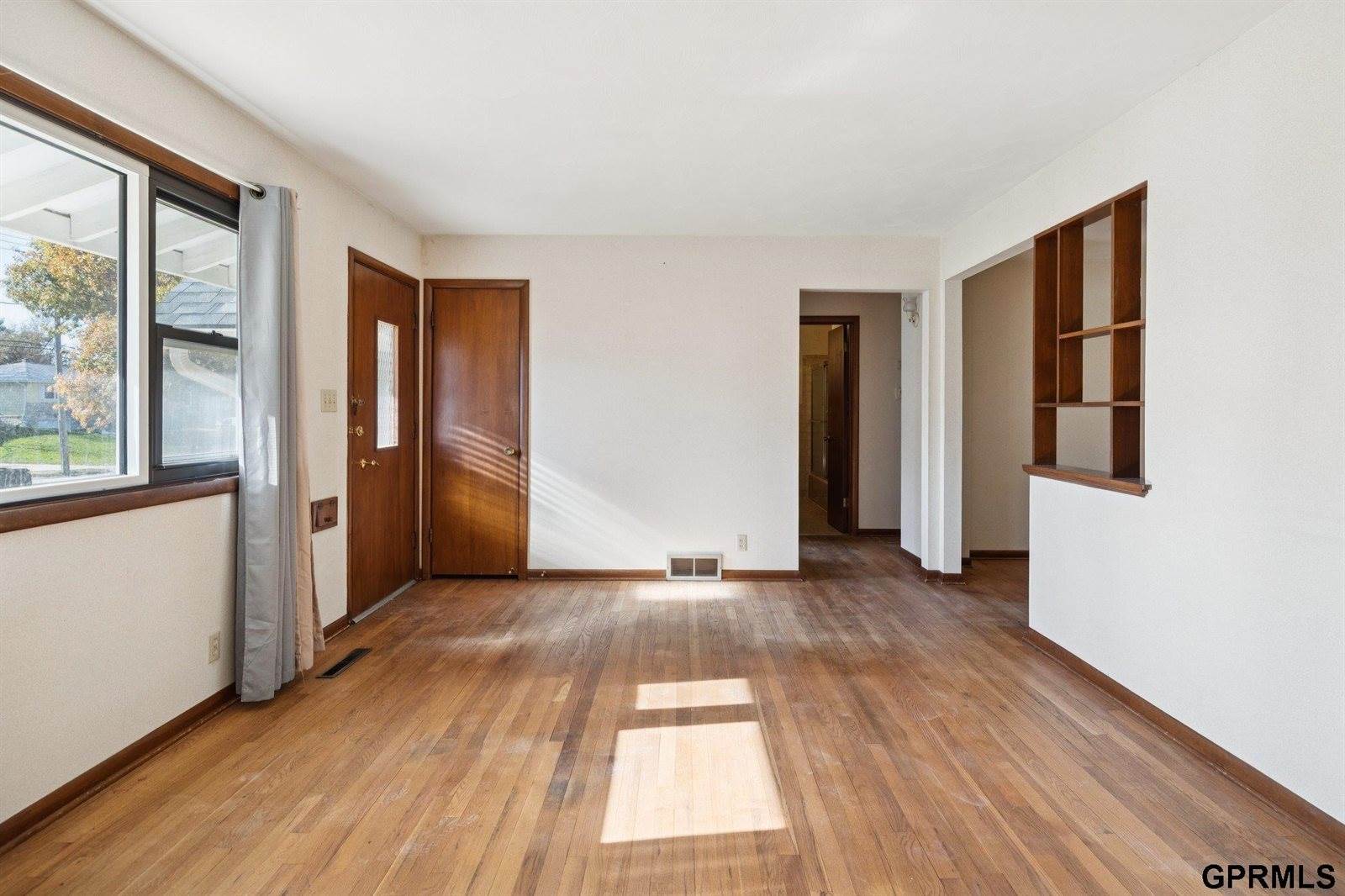 4708 Grover Street, Omaha, NE 68106