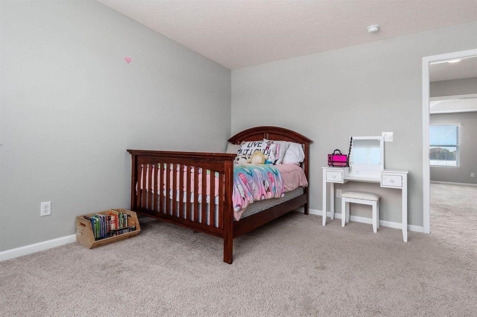 6438 Sugar Run Drive, Hilliard, OH 43026