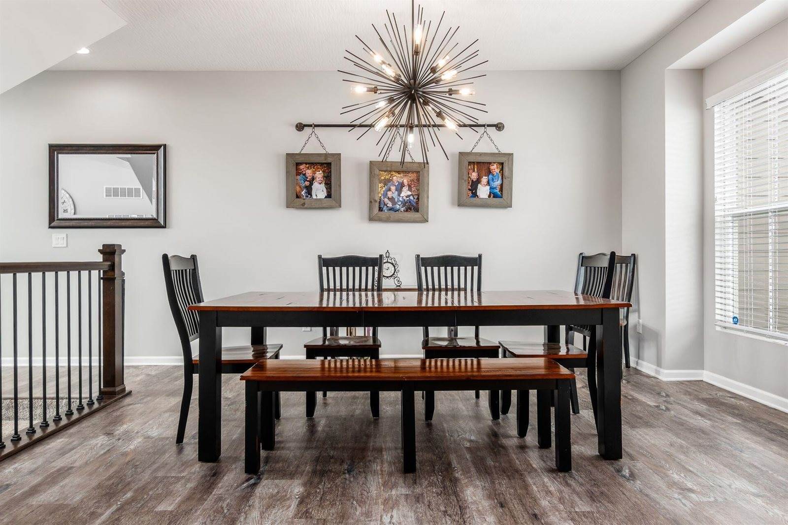 6438 Sugar Run Drive, Hilliard, OH 43026