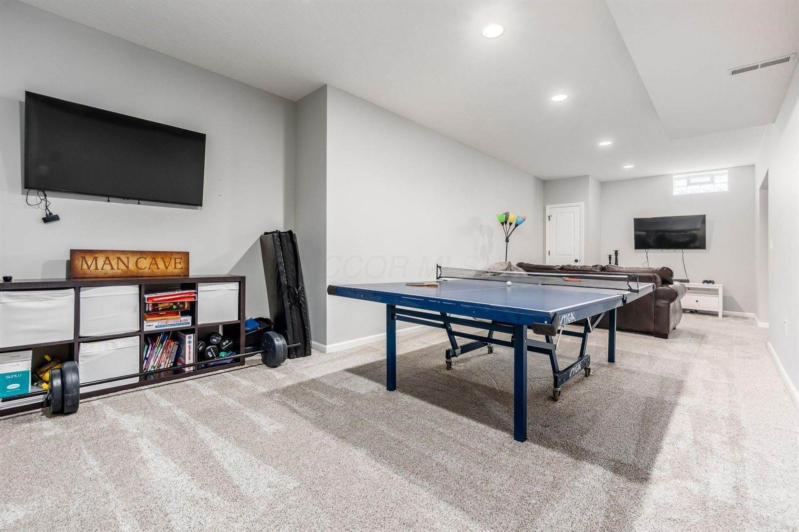 6438 Sugar Run Drive, Hilliard, OH 43026