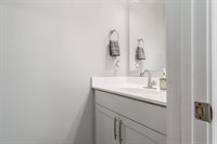 6438 Sugar Run Drive, Hilliard, OH 43026