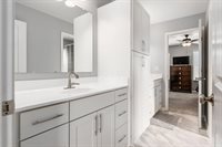 6438 Sugar Run Drive, Hilliard, OH 43026