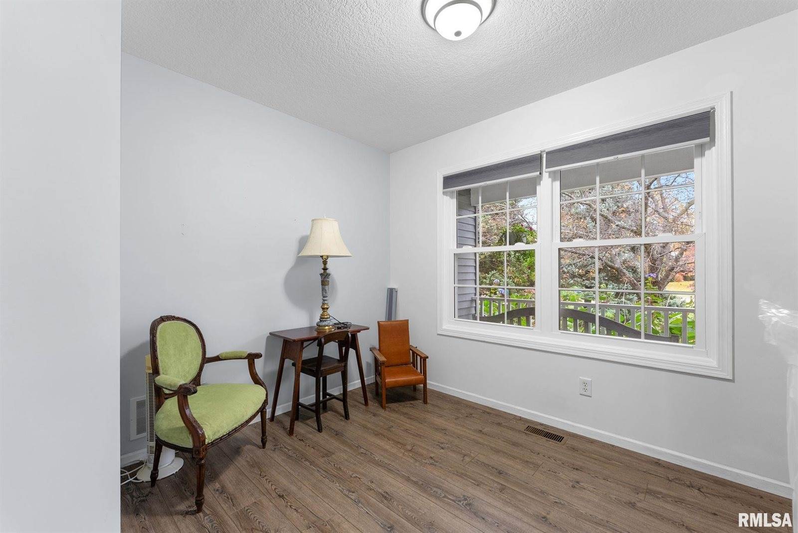 1001 9TH Street, Rapids City, IL 61278