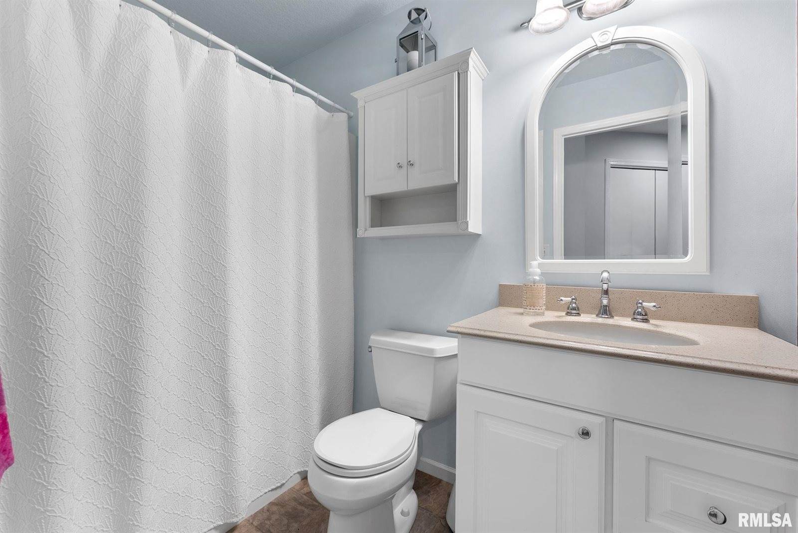 1001 9TH Street, Rapids City, IL 61278