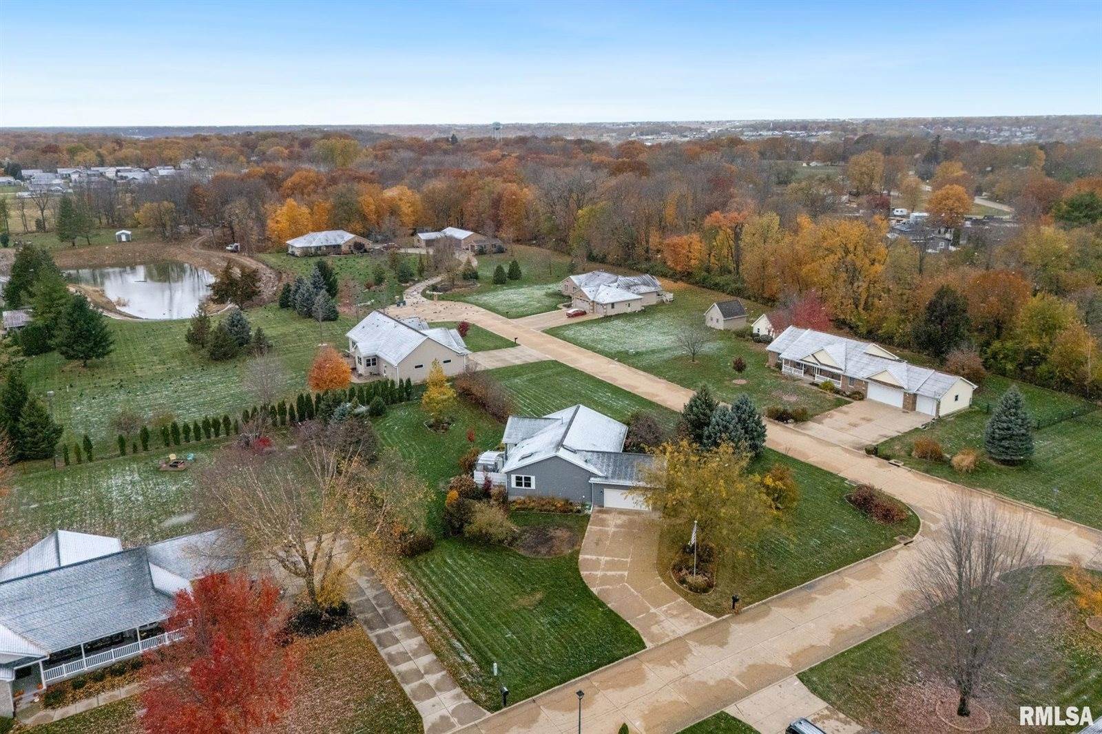 1001 9TH Street, Rapids City, IL 61278