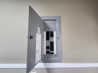 651 Waverly St, Wichita, KS 67218