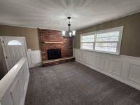 651 Waverly St, Wichita, KS 67218