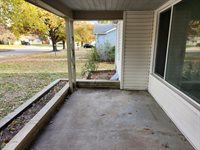 651 Waverly St, Wichita, KS 67218