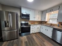 651 Waverly St, Wichita, KS 67218