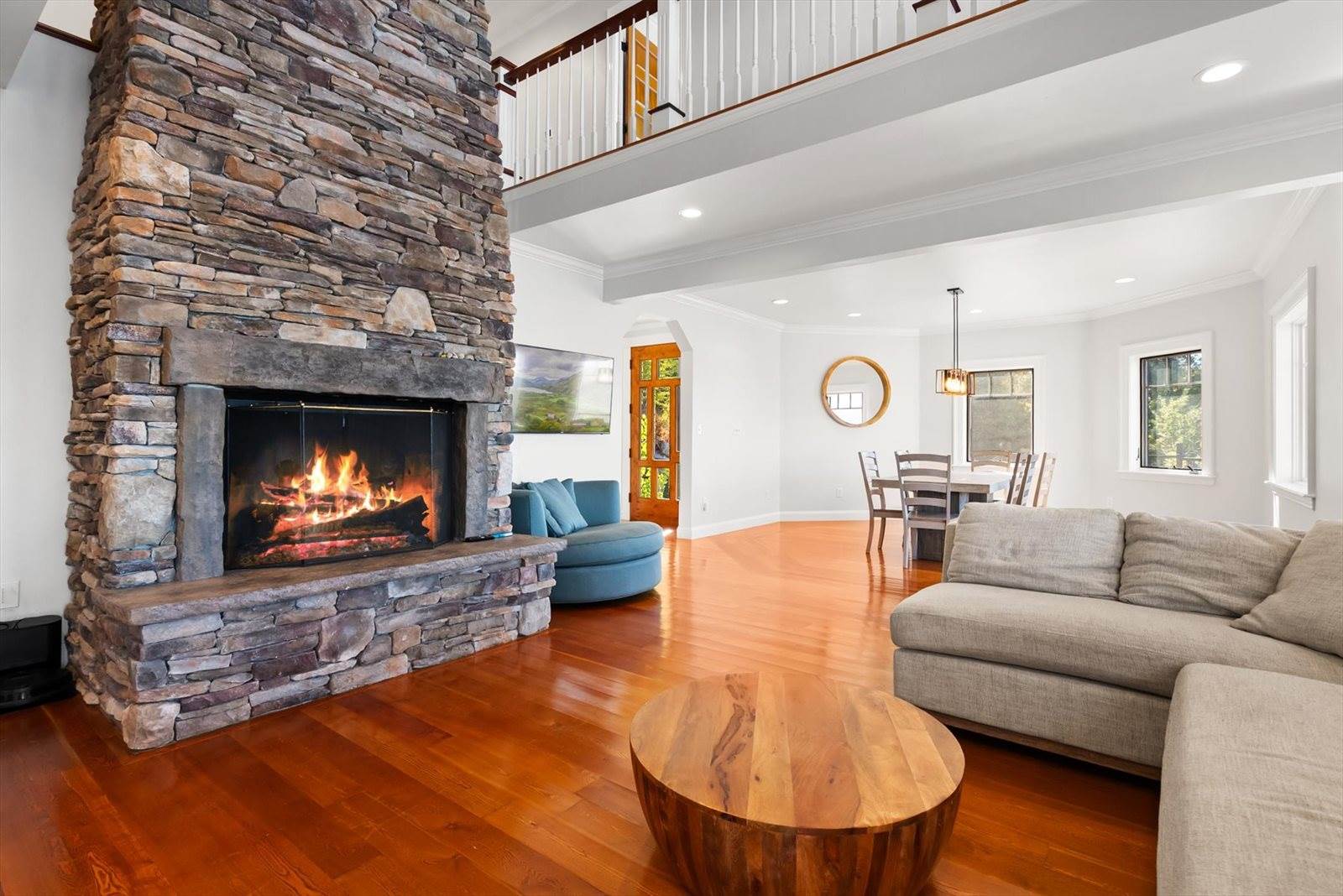 19571 Mt Highway 35, Bigfork, MT 59911