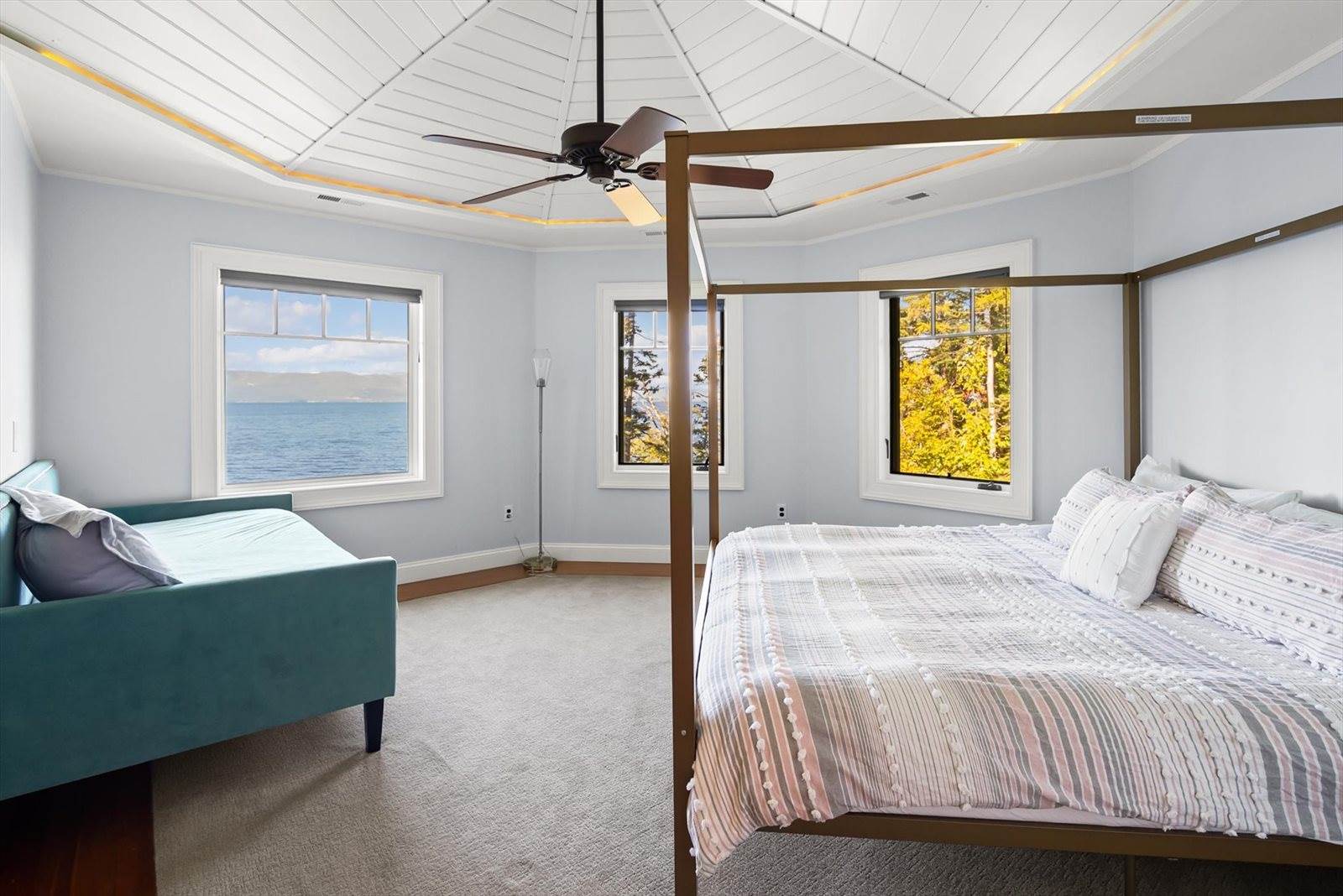 19571 Mt Highway 35, Bigfork, MT 59911