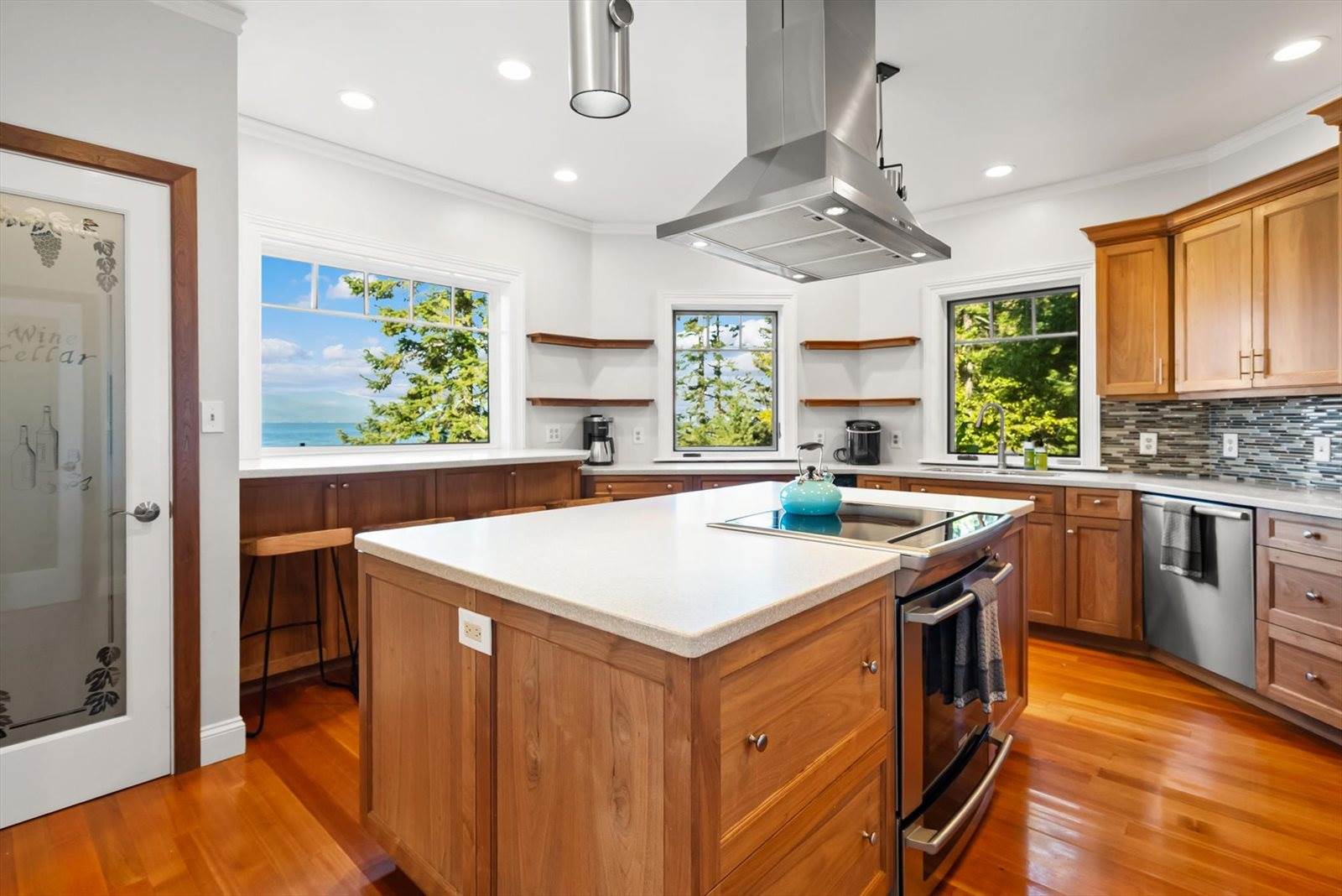 19571 Mt Highway 35, Bigfork, MT 59911