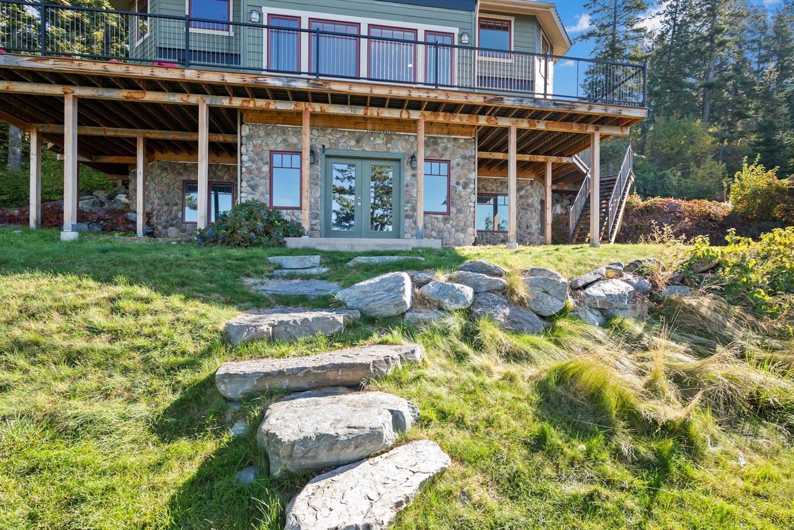 19571 Mt Highway 35, Bigfork, MT 59911