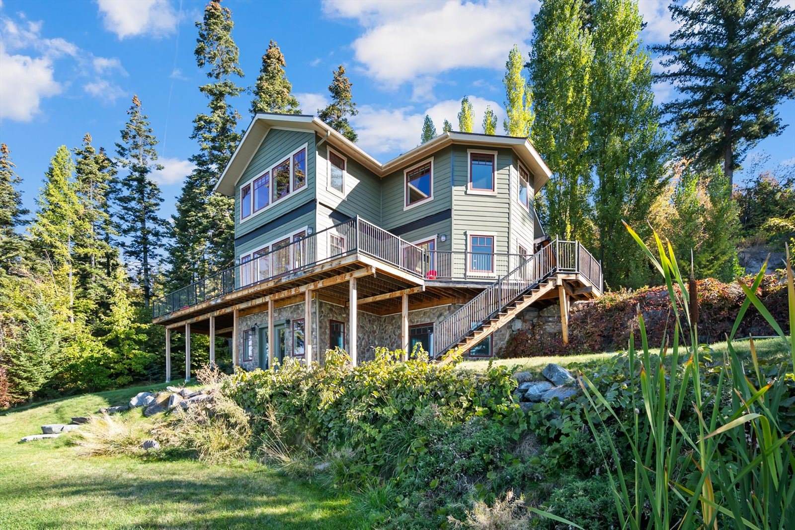 19571 Mt Highway 35, Bigfork, MT 59911