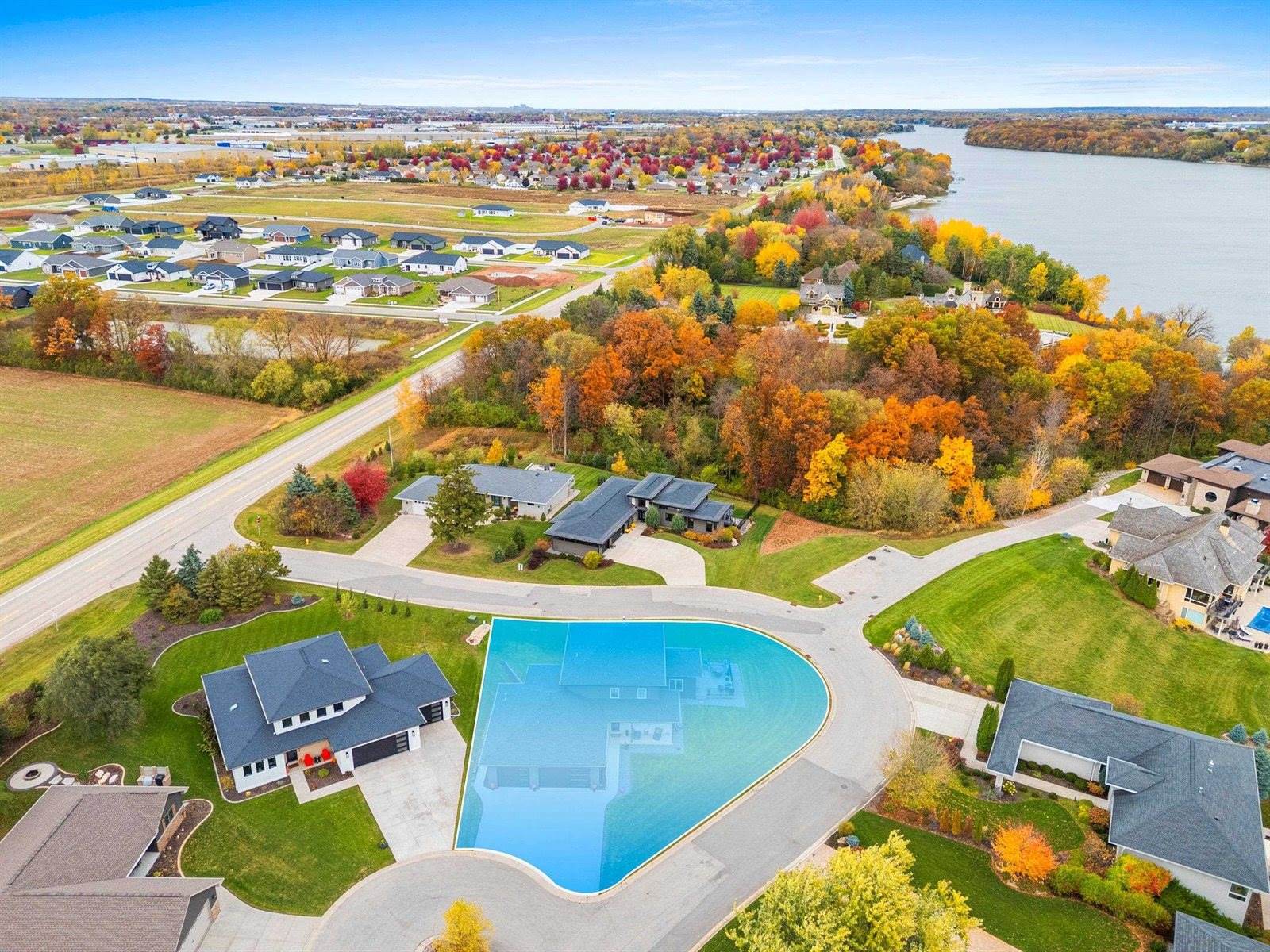 837 Rivers Run, De Pere, WI 54115