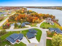 837 Rivers Run, De Pere, WI 54115