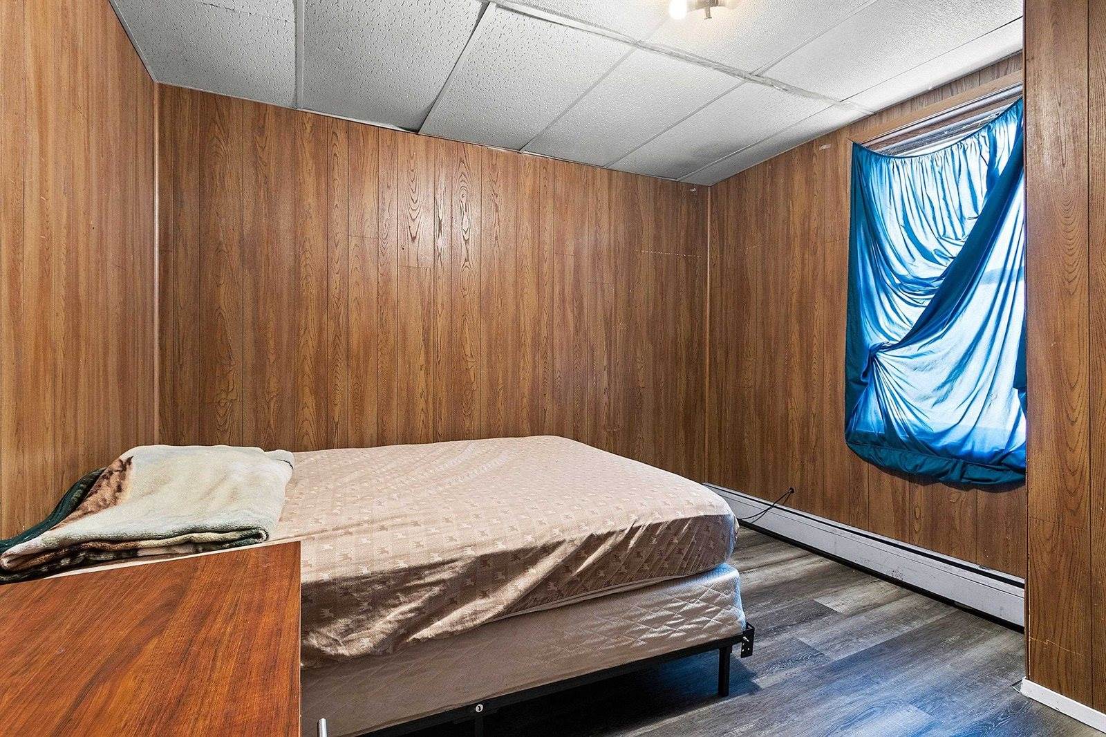 104 East Freeborn Street, Cecil, WI 54111