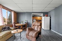 104 East Freeborn Street, Cecil, WI 54111